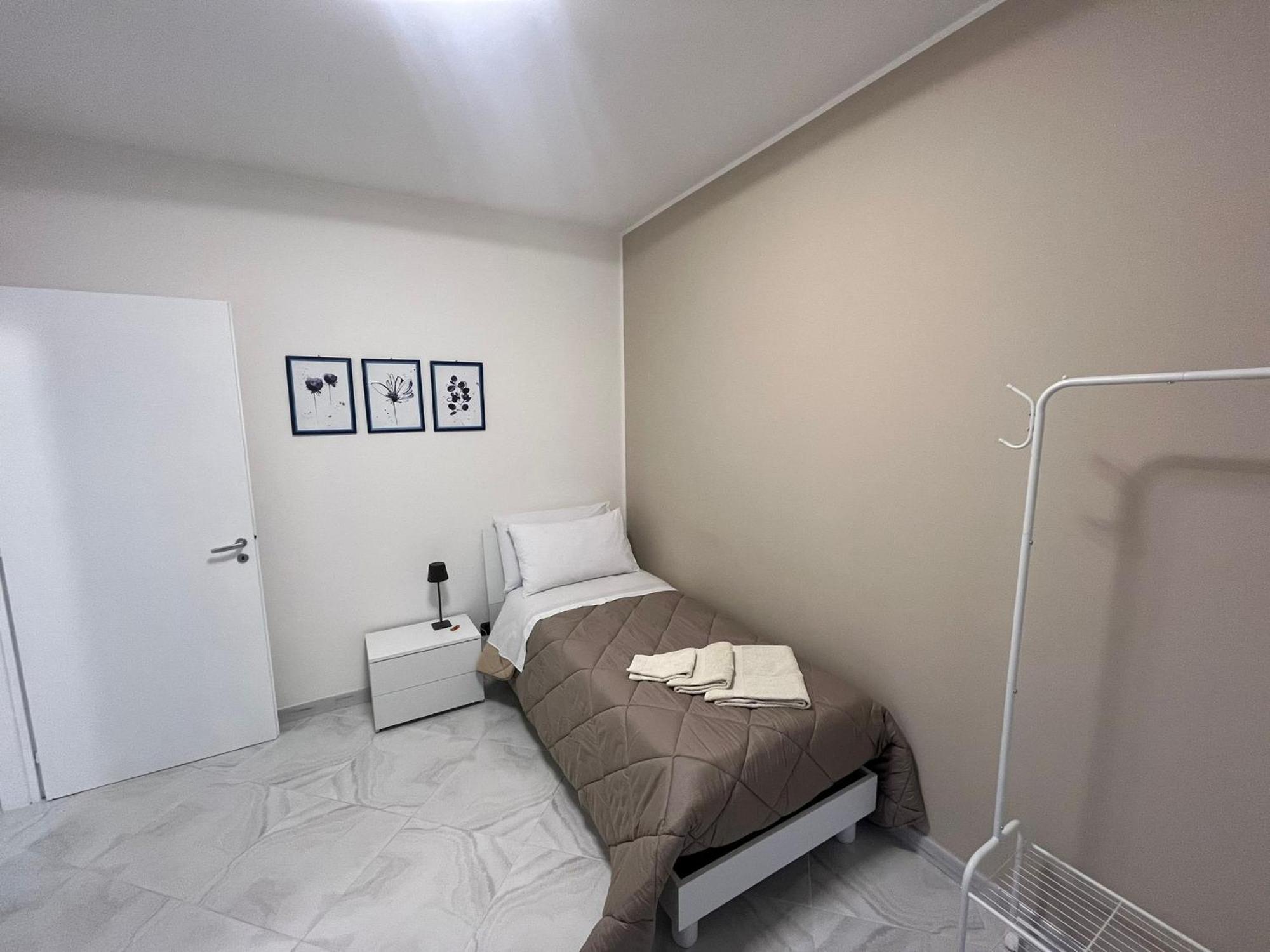 Apartamento A Casa Di Chiara Lecce Exterior foto